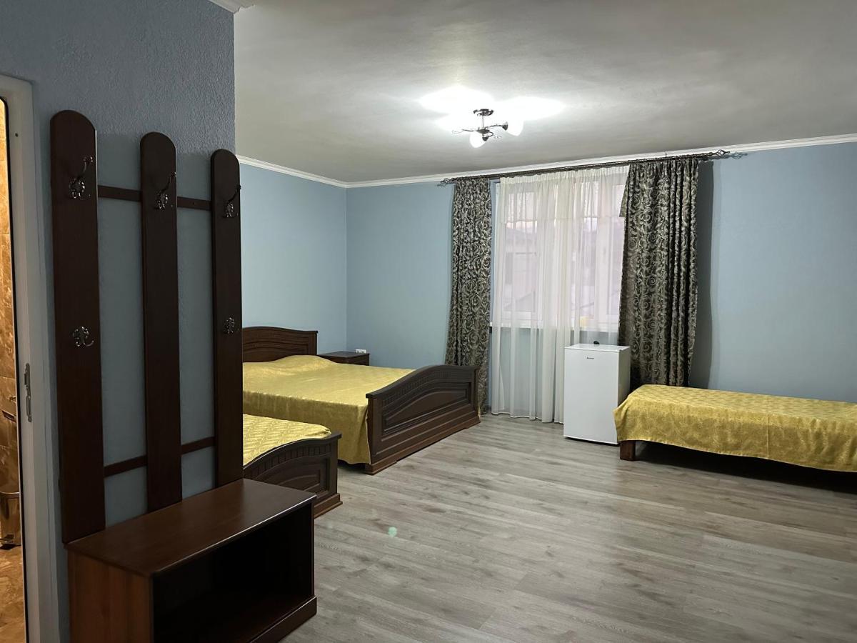 Gudauta Hotel Exterior photo